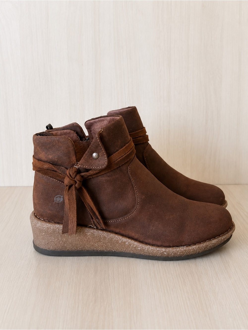 Born Brown Leather Ankle Boots Women’s Wedge Wrap Tie Boho Western Booties